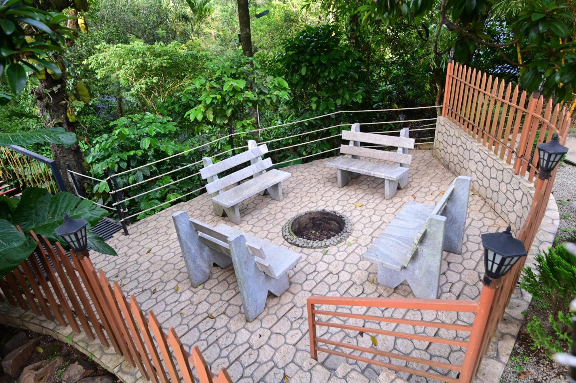 Misty Rain Estate Ξενοδοχείο Madikeri Εξωτερικό φωτογραφία
